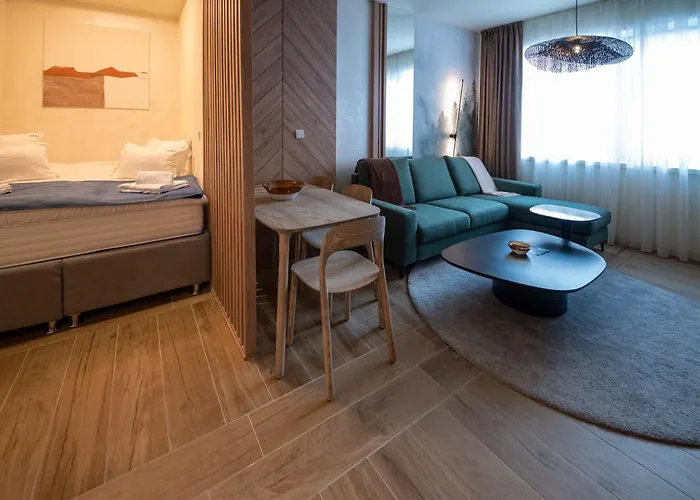 Skyhill Poljice Gondola *